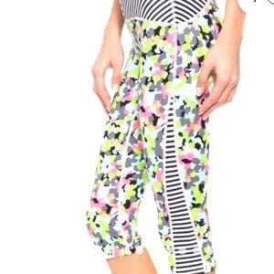 Spanx High Waisted Tummy Control Cropped Leggings Women’s Size Medium